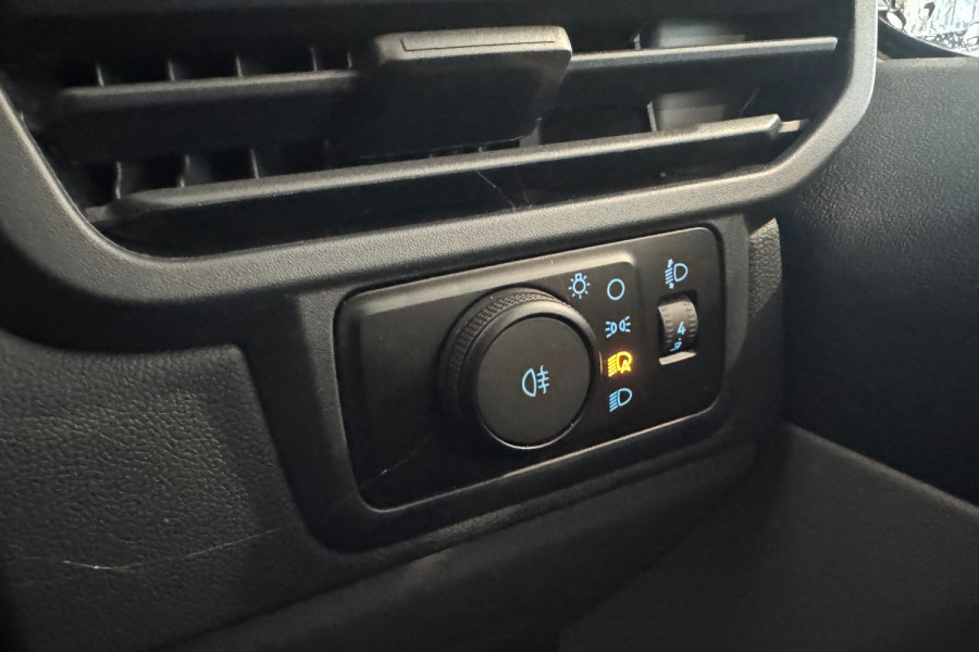 2024 MY24.50 Ford Transit Custom AV Trend SWB Van Image 19
