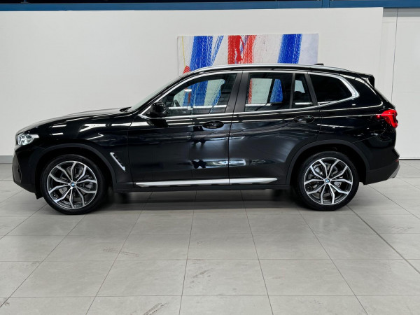 2022 BMW X3 G01 LCI xDrive30i SUV image 2