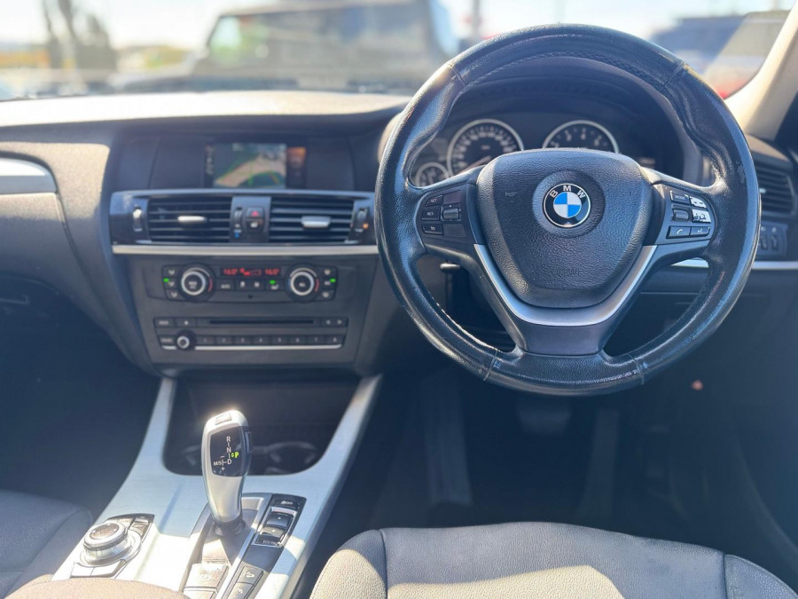 2013 BMW X3 F25 20 xDrive SUV Image 11