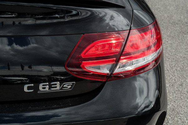 2019 Mercedes-Benz C-Class C205 C63 AMG S Coupe image 24