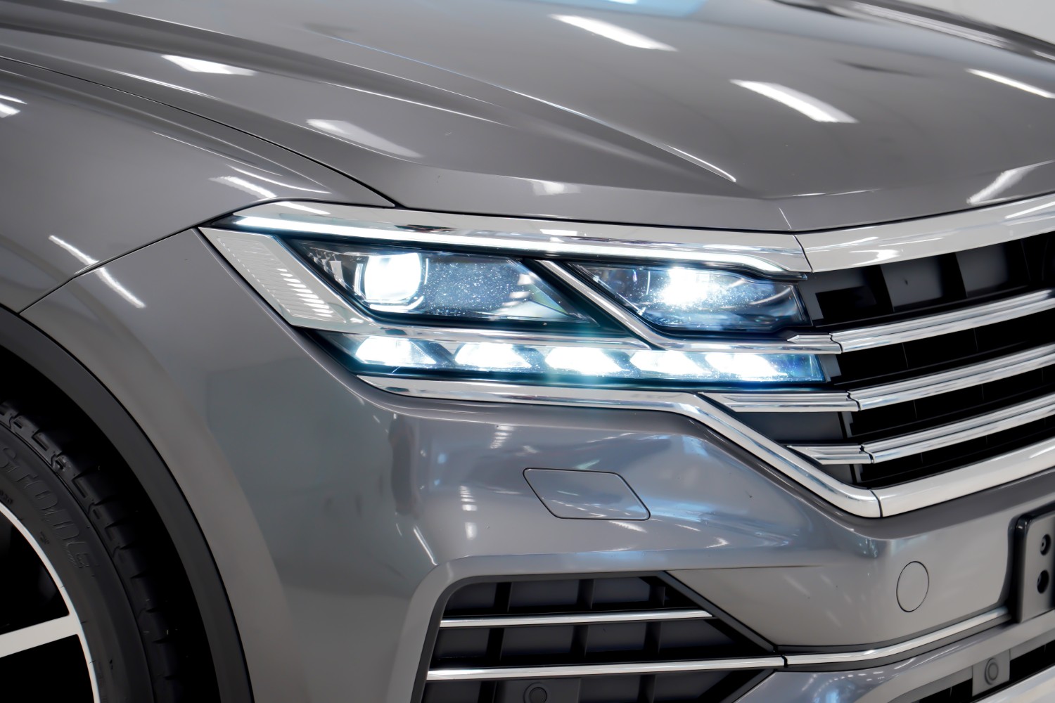 2019 Volkswagen Touareg CR Launch Edition Wagon Image 10