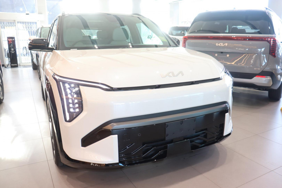 2026 MY27 Kia EV3 SV GT-Line SUV Image 8