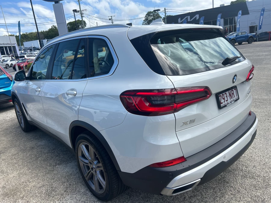 2020 BMW X5 G05 xDrive25d SUV Image 4