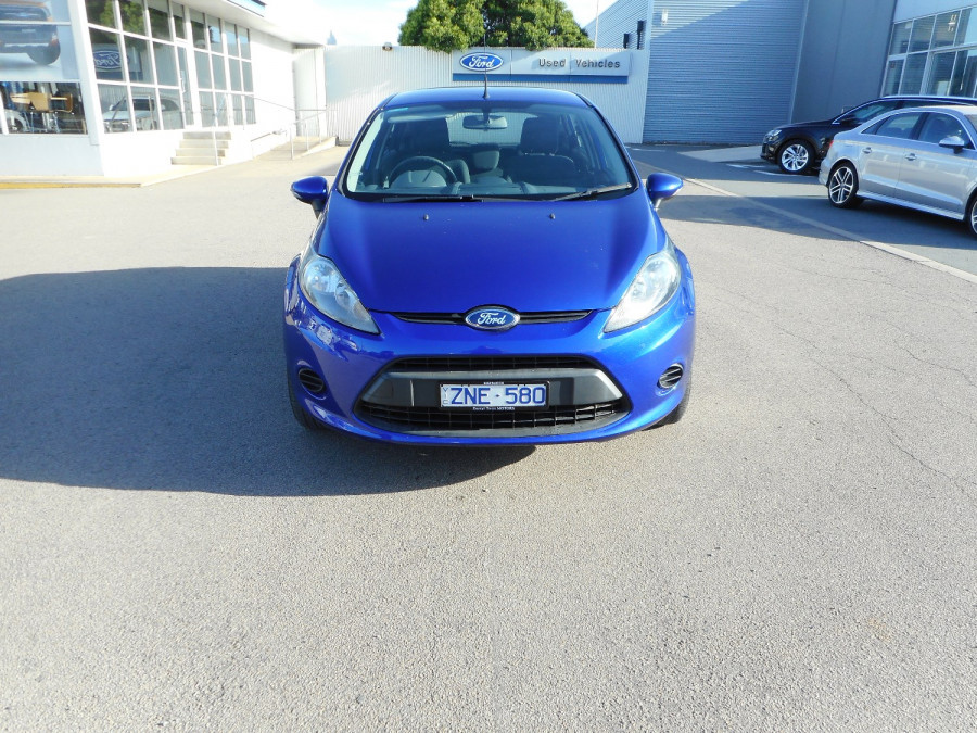 2012 Ford Fiesta WT LX Hatchback Image 3