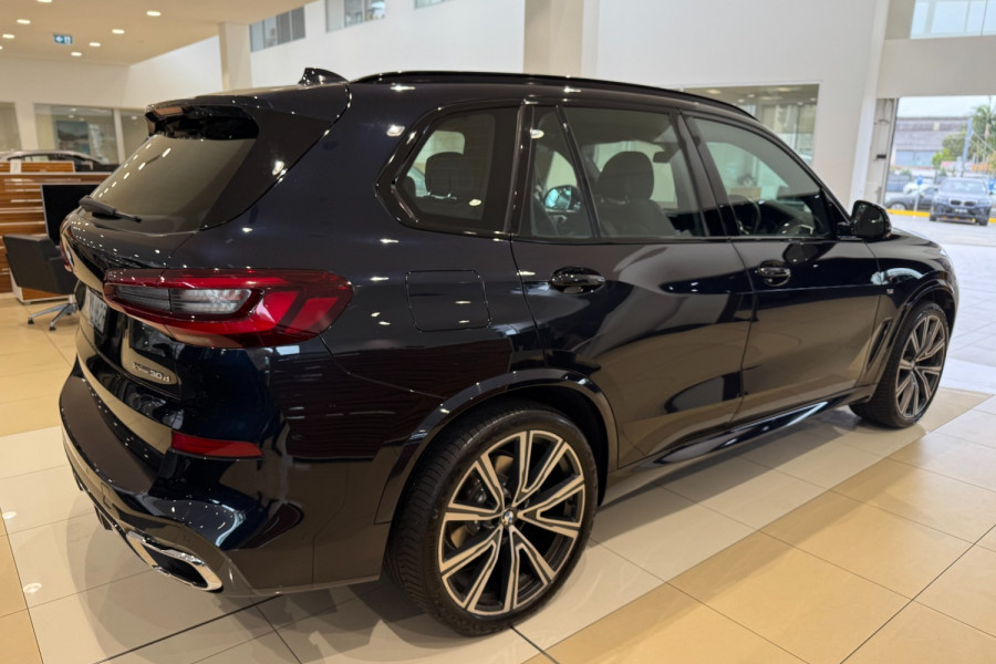2022 BMW X5 G05 M Sport SUV Image 11