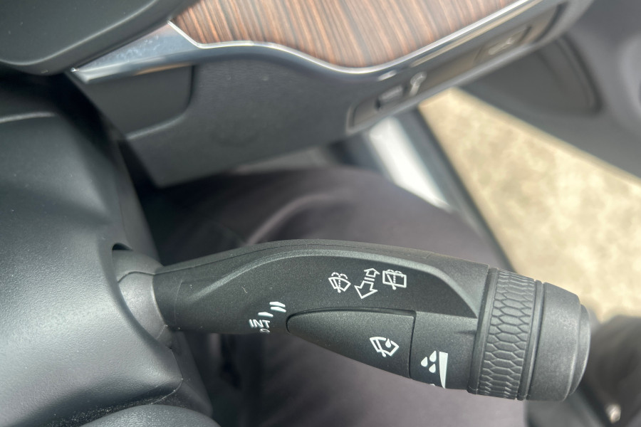 2021 MY22 Volvo XC60 UZ B5 Inscription SUV Image 37