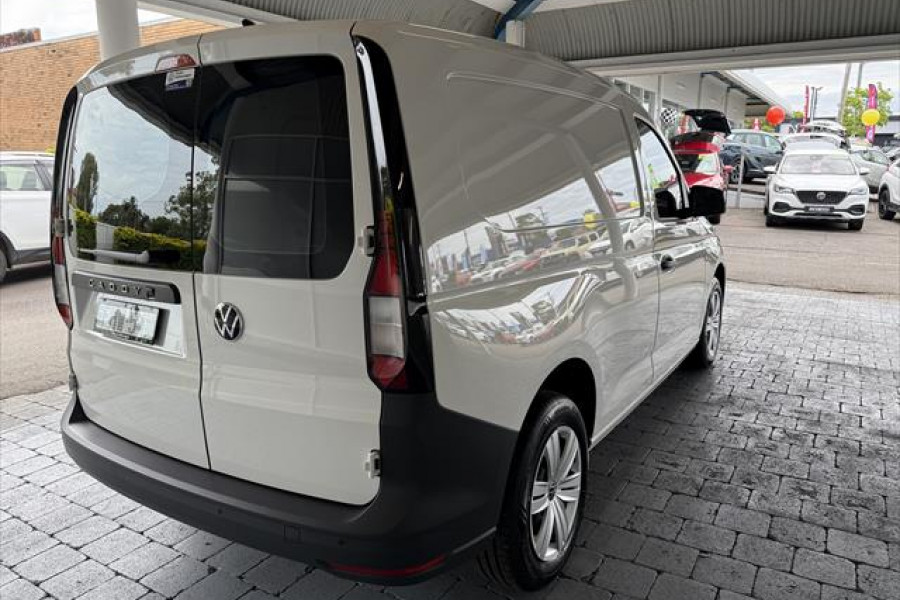 2024 Volkswagen Caddy 5 SWB Van Image 6