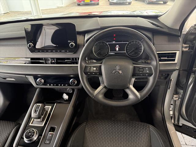 2023 MY24 Mitsubishi Outlander ZM LS SUV Image 15