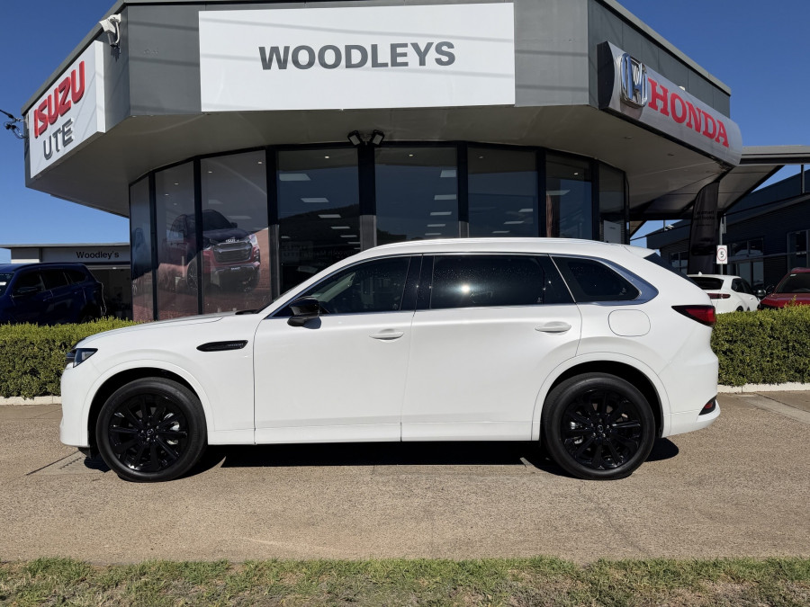 2025 Mazda CX-80 KL P50e GT SUV Image 2