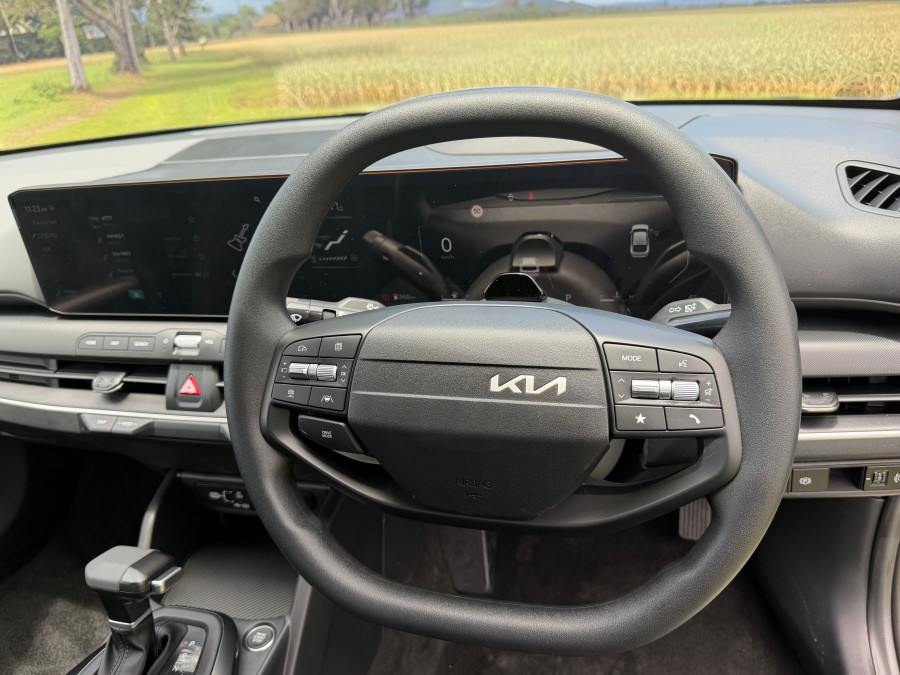 2025 Kia K4 CL4m Sport Sedan Image 6