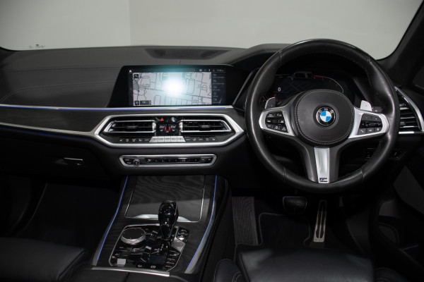 2019 BMW X7 Xdrive30d SUV Image 27