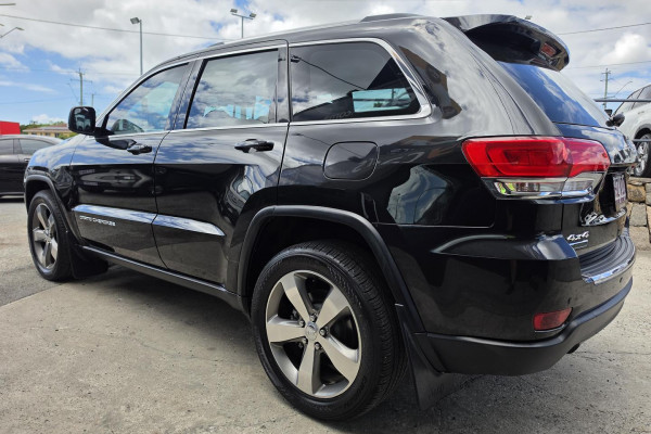 2014 Jeep Grand Cherokee WK Laredo SUV Image 11