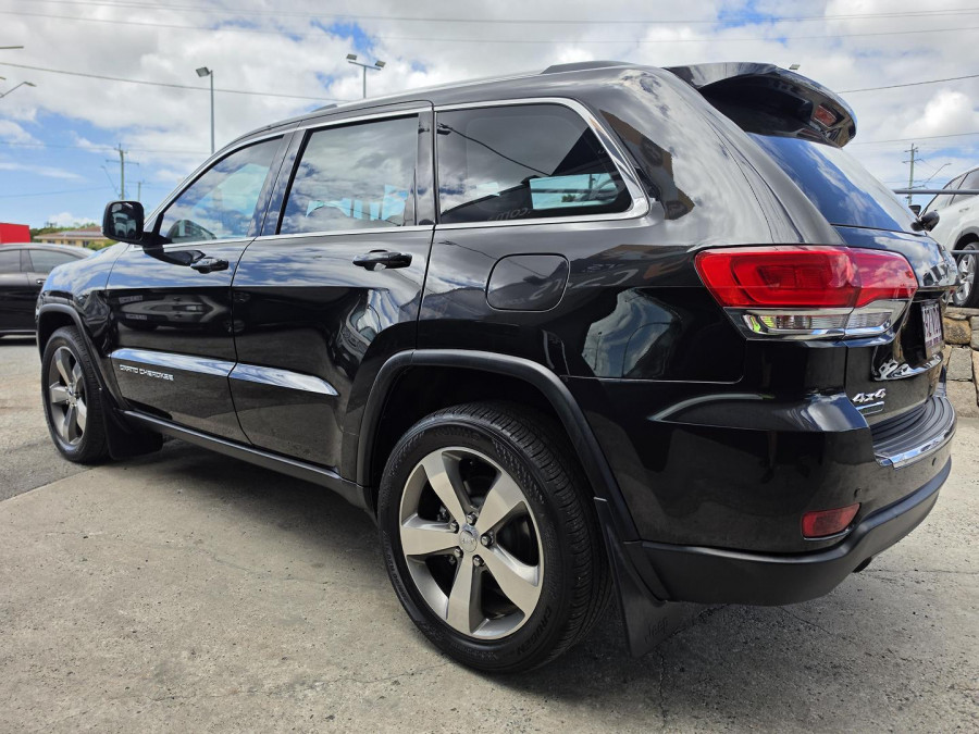 2014 Jeep Grand Cherokee WK Laredo SUV Image 11