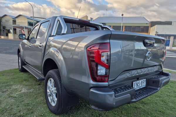 2023 Nissan Navara D23 ST Ute Image 5