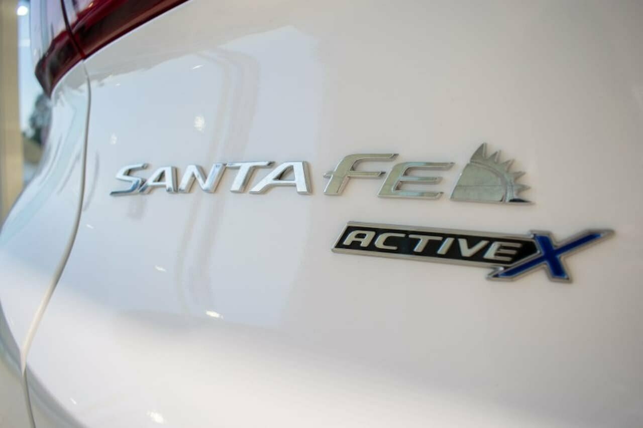 2020 Hyundai Santa Fe TM.2 Active X SUV Image 16