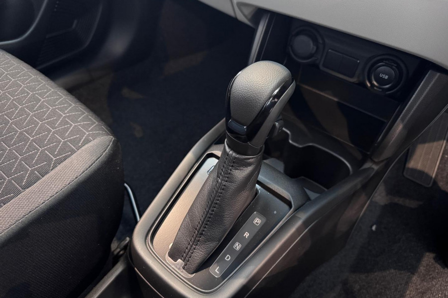 2024 Suzuki Swift UZ Hybrid Hatch Image 52