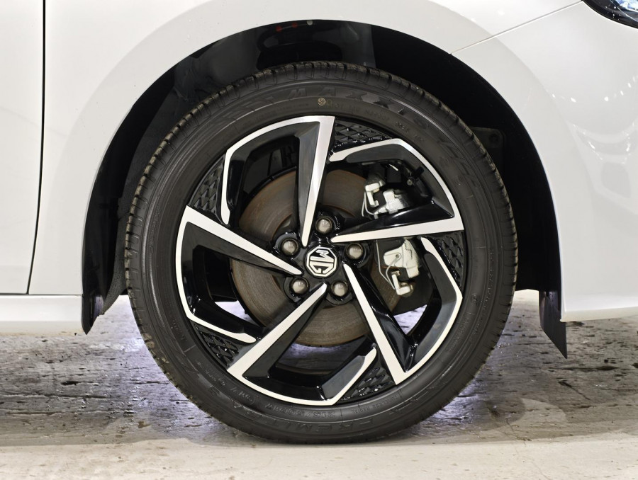 2024 MG MG5 AP32 Essence Sedan Image 5