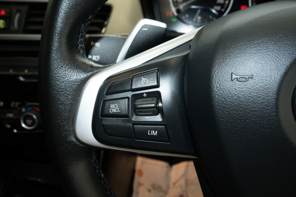 2022 BMW X1 F48 LCI sDrive20i SUV image 13