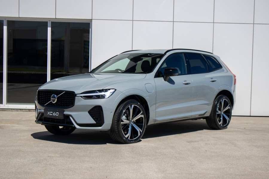 2025 Volvo XC60 UZ Ultra T8 Plug-In Hybrid SUV Image 8