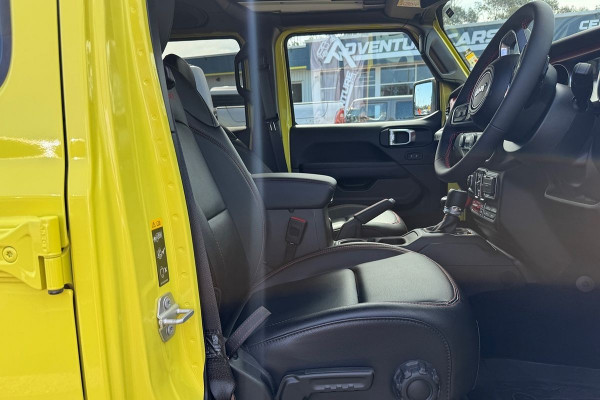 2023 Jeep Wrangler JL Rubicon SUV Image 6