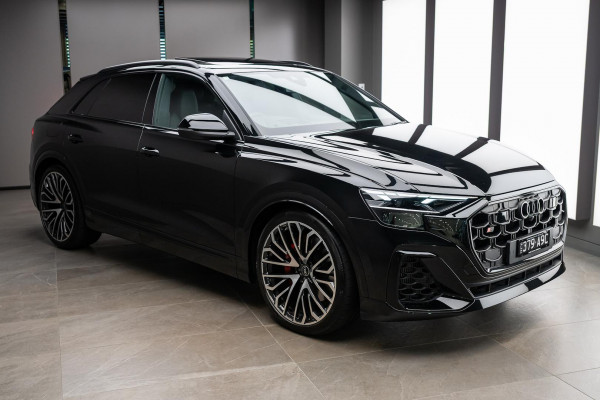 2025 MY26 Audi SQ8 F1 TFSI SUV image 5