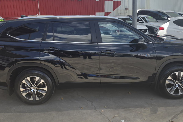 2023 Toyota Kluger AXUH78R GXL SUV Image 8