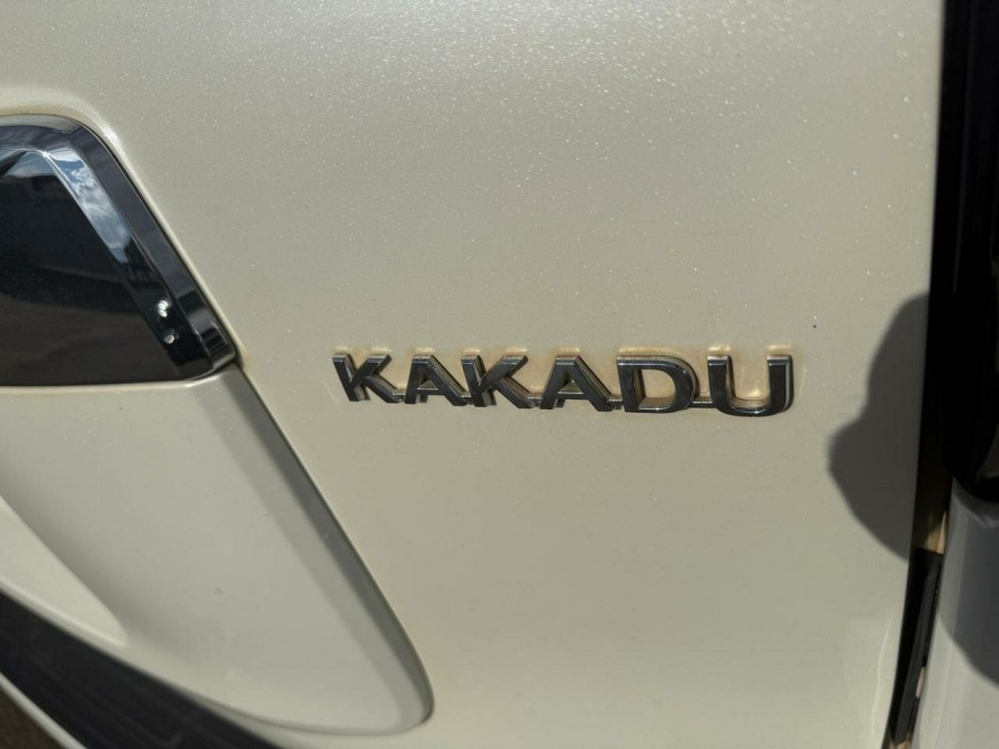 2023 Toyota LandCruiser Prado GDJ150R Kakadu SUV Image 10