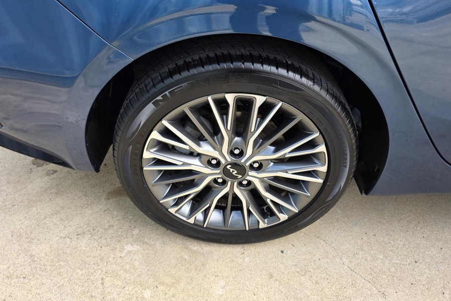 2021 MY22 Kia Cerato BD Sport+ Hatch Image 30