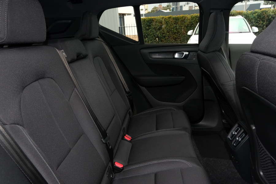 2023 Volvo XC40 XZ Recharge Twin Pure Electric SUV Image 9