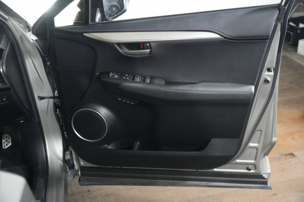 2021 Lexus Nx300h F-Sport +ep1 Hybrid (Fwd) SUV Image 26