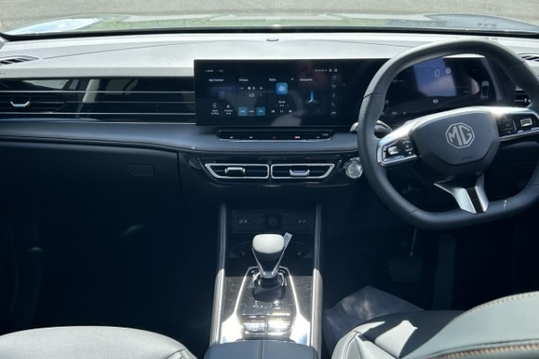 2026 MG HS Essence SUV Image 11