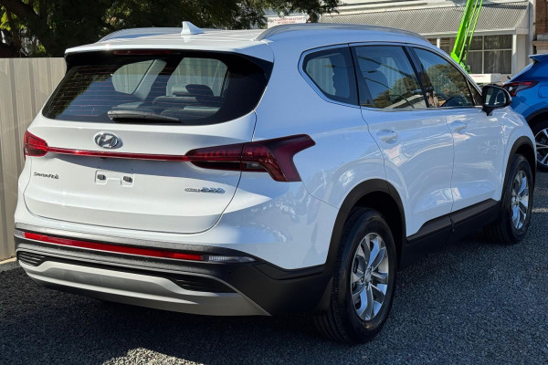 2021 Hyundai Santa Fe TM.V3  SUV Image 6