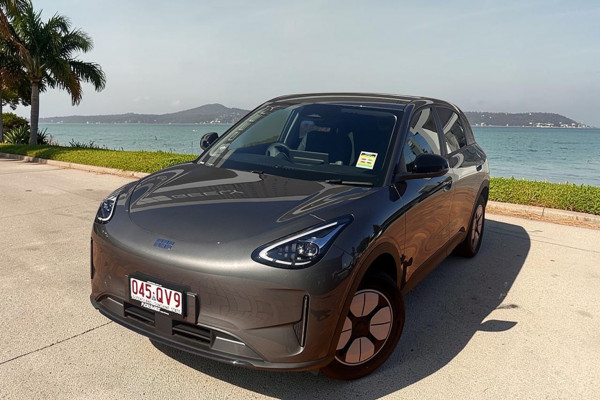 2026 Geely EX2 E22H Complete Hatch Image 1