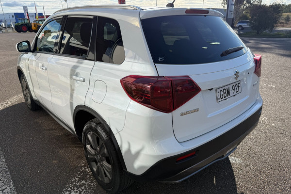 2022 Suzuki Vitara LY Series II SUV Image 6