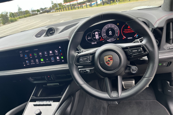 2024 Porsche Cayenne 9YA II GTS SUV Image 22