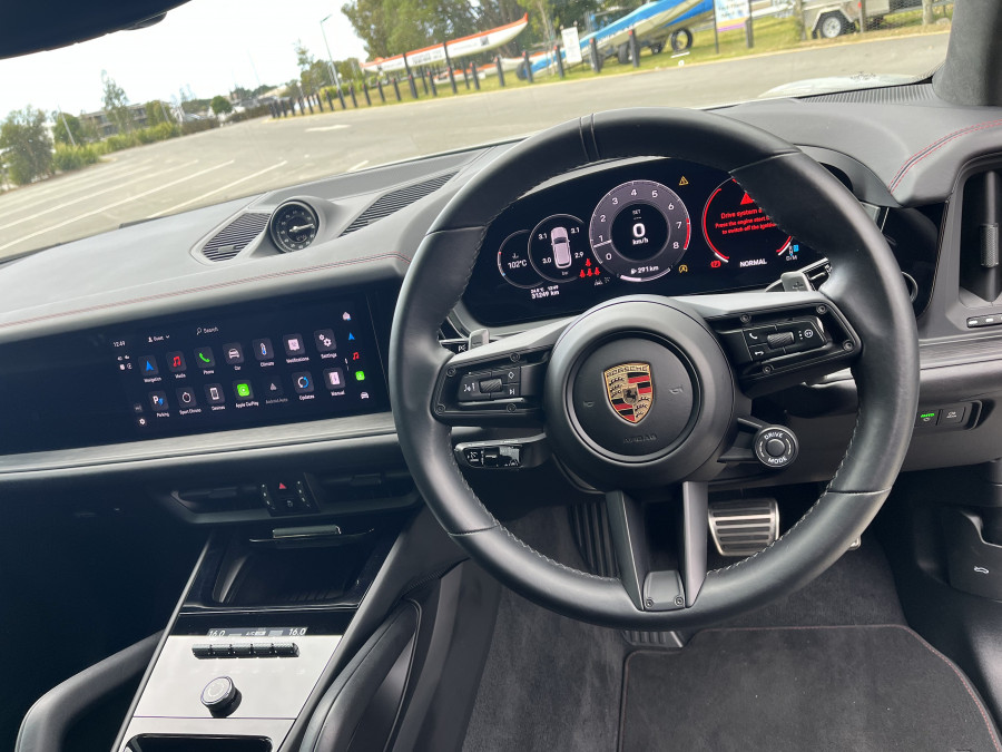 2024 Porsche Cayenne 9YA II GTS SUV Image 22