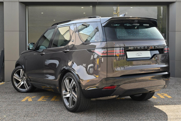 2025 Land Rover Discovery Series 5 D350 Dynamic HSE SUV image 5