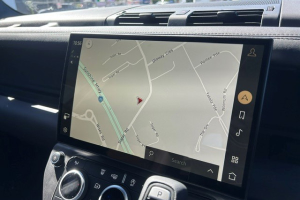 2025 MY26 Land Rover Defender L663 110 D350 X-Dynamic SE SUV Image 21