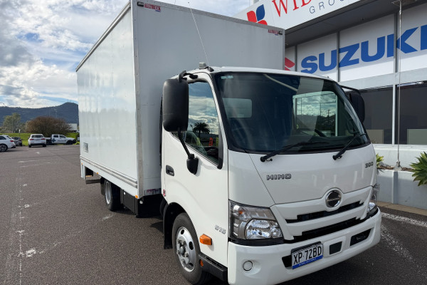 2023 Hino 616 AT 3430 WIDE Pantech Image 1