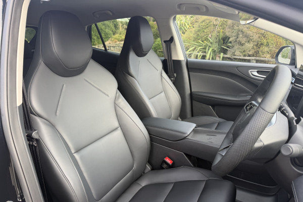 2026 MG MG4 AH4E Essence 64 Hatch Image 11