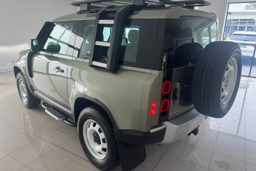2022 MY23 Land Rover Defender L663 90 P300 S SUV Image 10