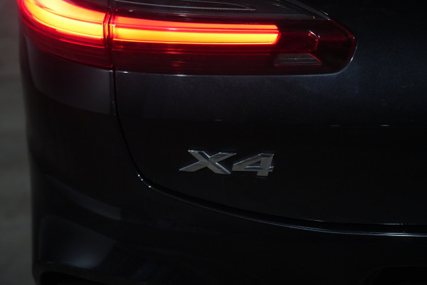 2020 BMW X4 xDrive30i M Sport SUV image 9
