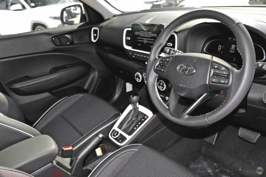 2025 Hyundai Venue QX.V5 Elite SUV Image 6