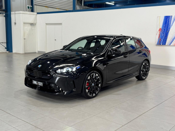 2025 BMW 1 Series F70 M135 xDrive Hatch image 4