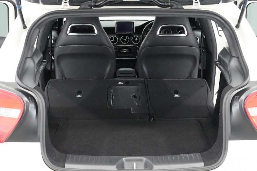 2015 MY06 Mercedes-Benz A-class W176 806MY A200 Hatchback Image 23