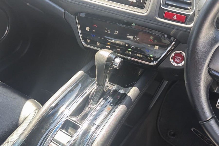 2017 Honda HR-V  VTi-L SUV Image 15