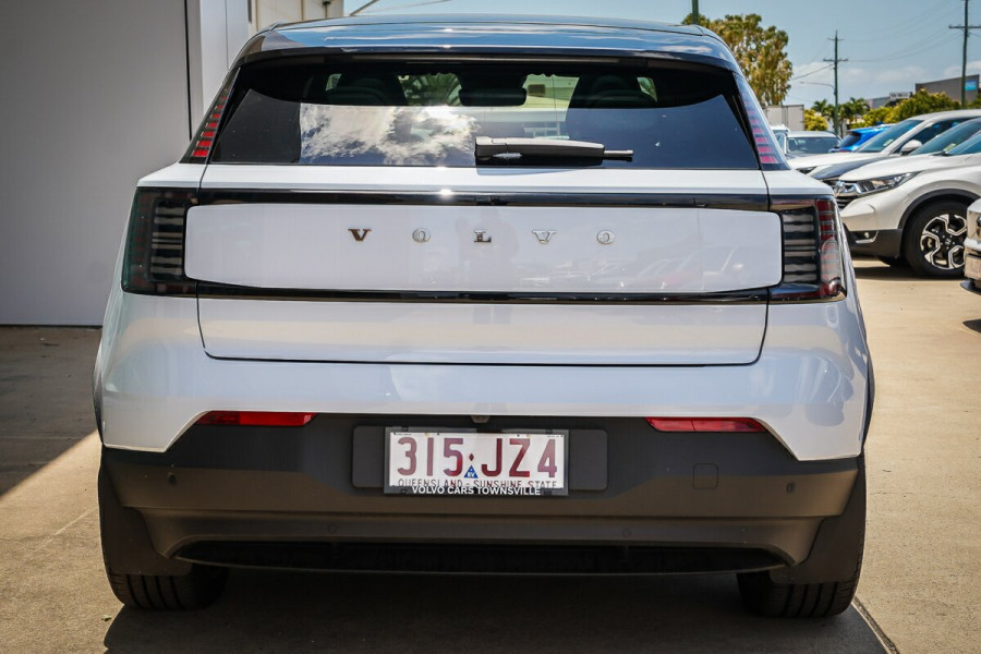 2023 MY24 Volvo EX30  Single Motor Extended Range Ultra SUV Image 8
