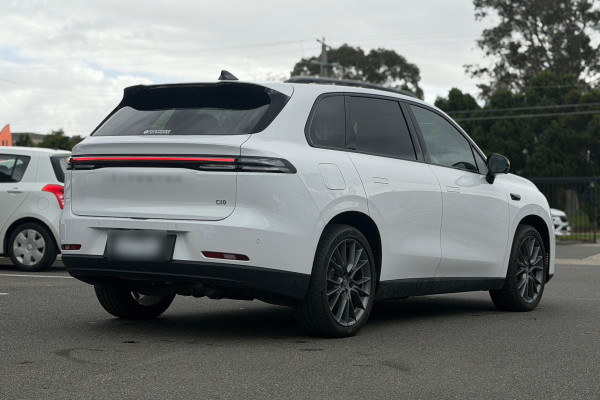 2025 Leapmotor C10 B11 REEV Ultra Hybrid Design Wagon Image 5
