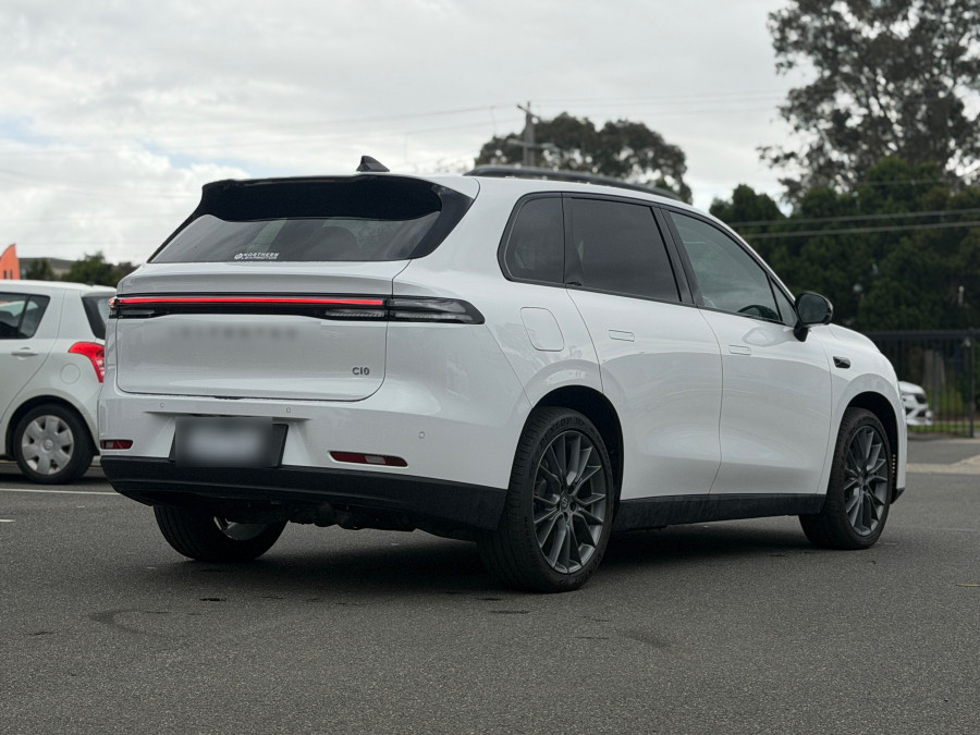 2025 Leapmotor C10 B11 REEV Ultra Hybrid Design Wagon Image 5