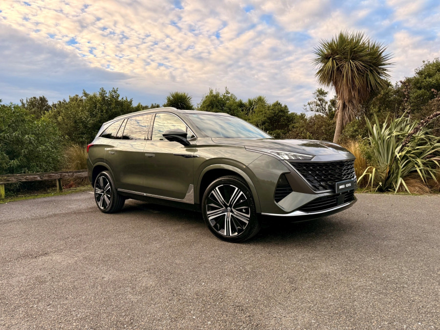 2026 MG QS Essence SUV Image 1